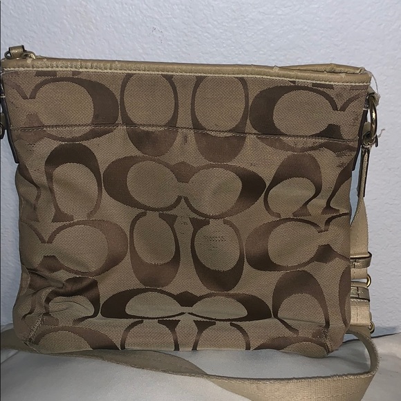 Coach Purse - Picture 4 of 8